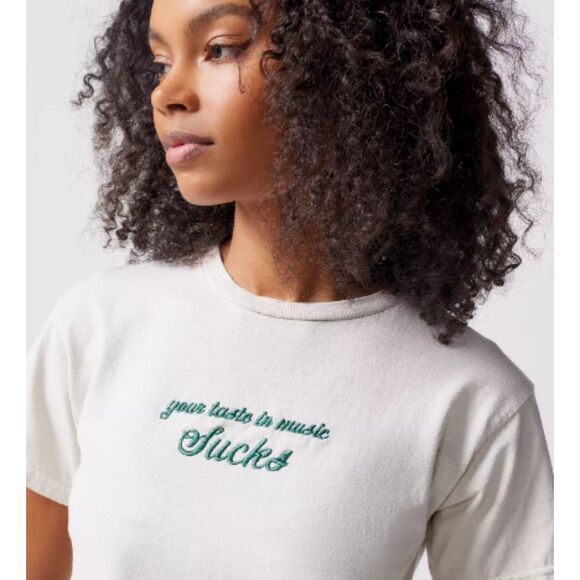 UO Embroidered Baby Tee - Picture 2 of 2